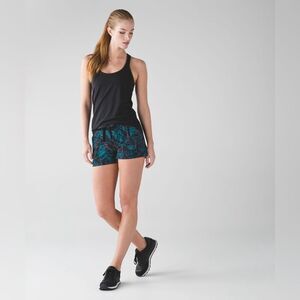 Lululemon | Spring Break Away Short II
Palm Lace Tofino Teal Multi Size 8